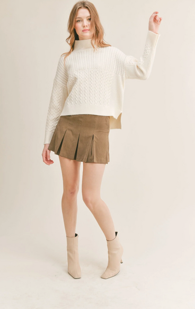Liss Turtleneck Sweater - Ivory
