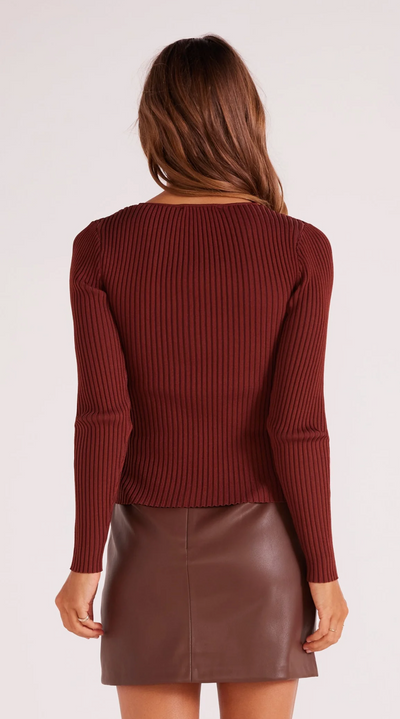 AMBER CUT OUT KNIT TOP - CHOCOLATE