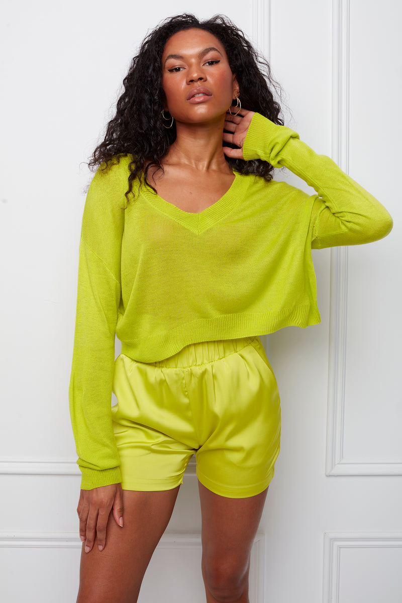 Nicky Long Sleeve V-Neck Pullover in Sunny Lime